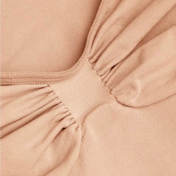 SKIMS Seamless Sculpt Mid-Thigh Bodysuit Mica Size M Open Box, New - Picture 4 of 4